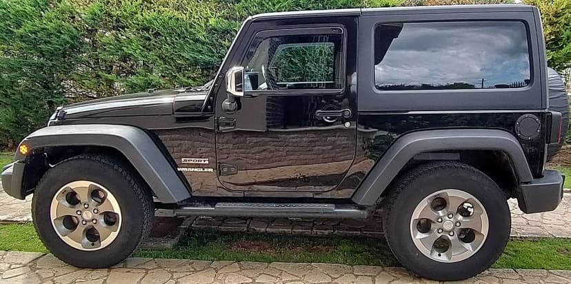 Jeep Wrangler JK stare f buna,prima inm 18 05 2012,inm RO 01 10 25