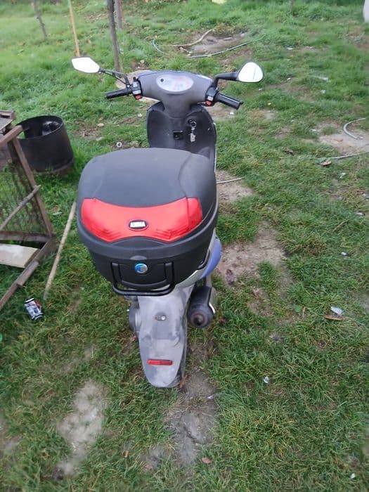 Scuter Peugeot în stare foarte bună