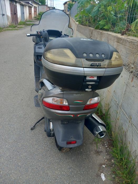 Suzuki Burgman 650 Executiv,cu Abs/Top case / Recent Adus/ Nu pornește