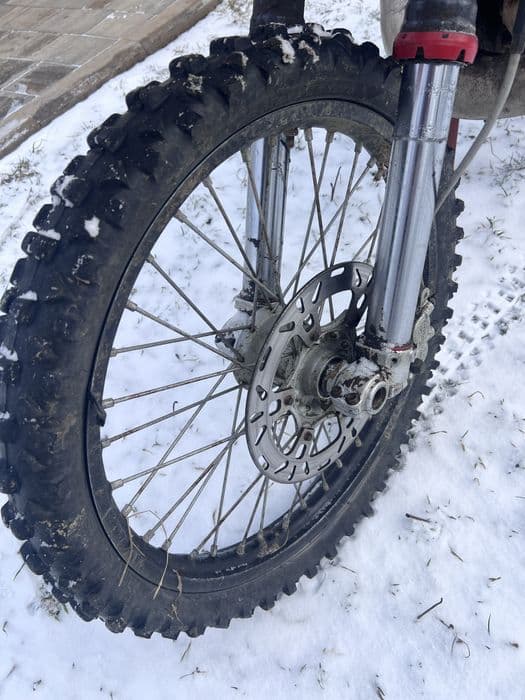 Enduro KTM 300 2T an fabricatie 2008, motor refacut de la 0