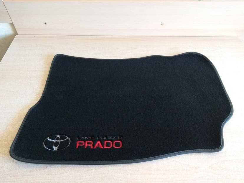 Covorase auto din mocheta dedicate TOYOTA LAND CRUISER PRADO