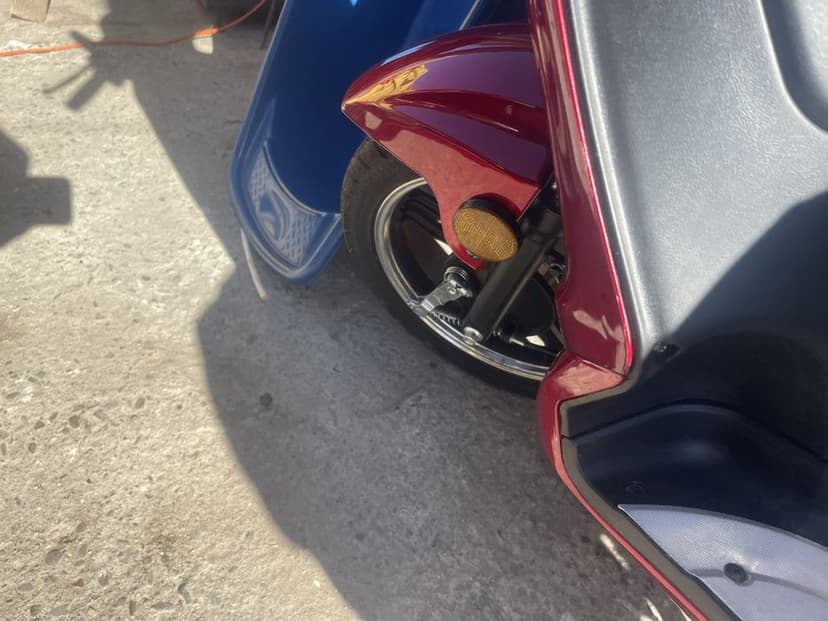 Vand scuter electric