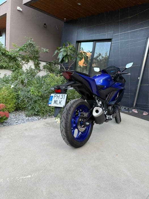Yamaha R3 - 2023 - 1.229 KM - Primul proprietar - Stare excelenta
