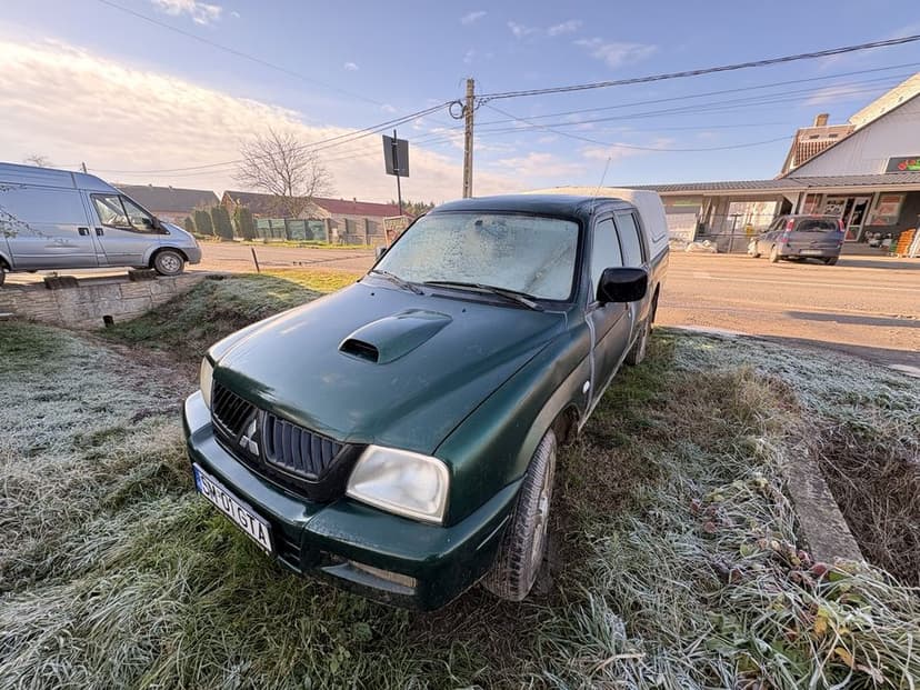 Vând Mitsubishi L200