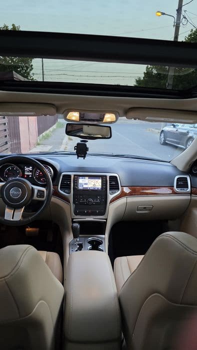 Jeep Grand Cherokee 2013 • 250 CP • Euro 5 • IMPECABIL