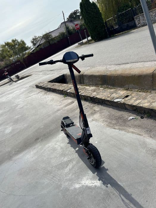 Trotineta electrică kukirin g2