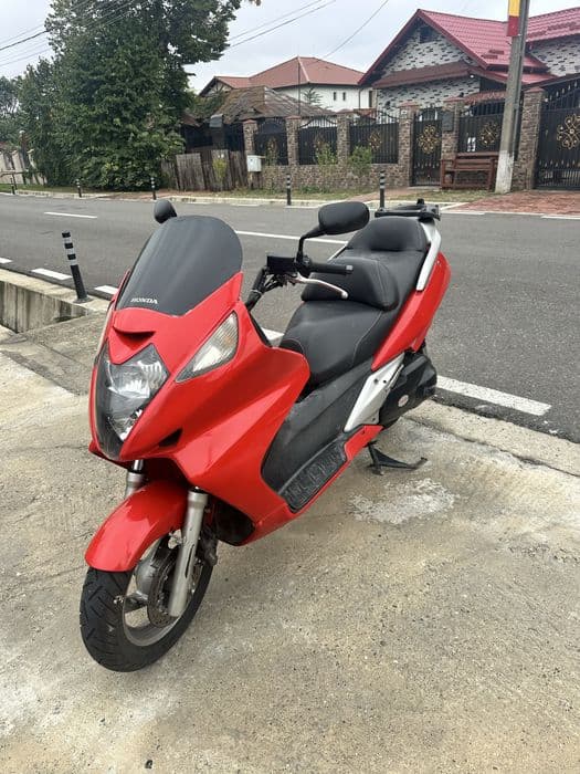 Honda silver wing 600