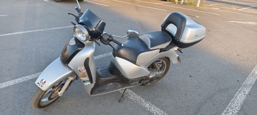 Aprilia Scarabeo 125 cc