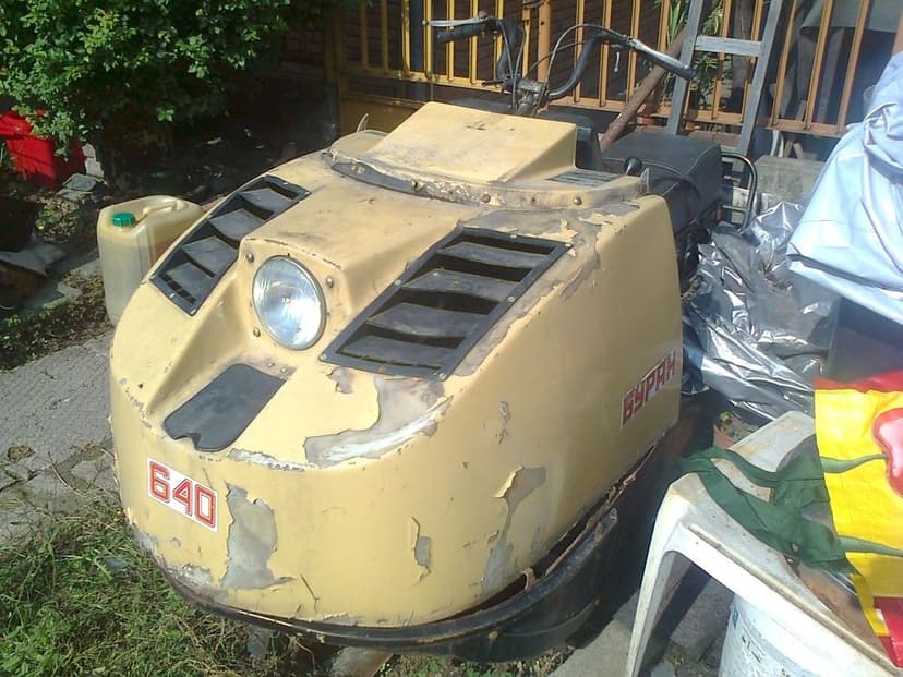 Snowmobil Buran 640