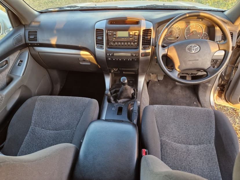 Dezmembrez Toyota Land Cruiser Prado 3.0 170 cp J120 2003-2009