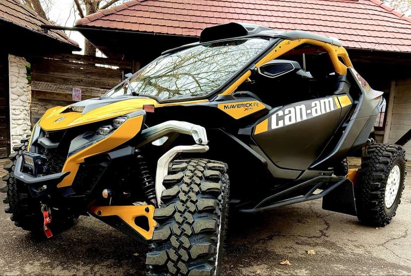 Can Am maverick R XRS
