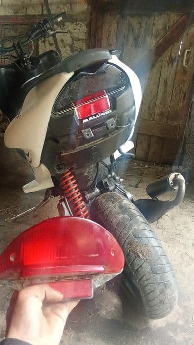 Vând scuter Yamaha aerox