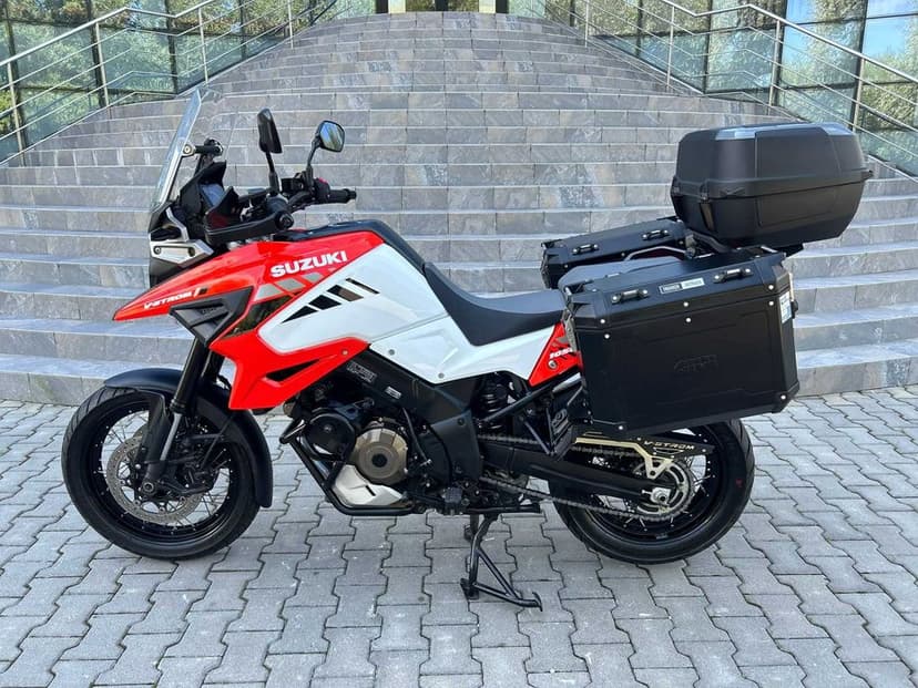 Suzuki V-Strom 1050 XT ABS ~ Garantie ~ Rate directe FARA dobanda ~