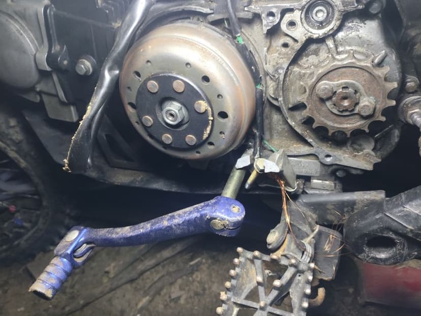 Vând sau schimb cross 125 defect