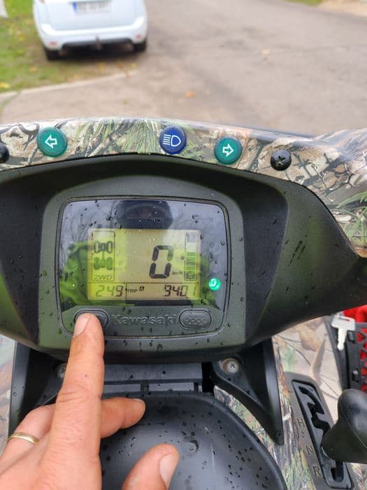 Vând atv kawasaki 750 4x4 brute force