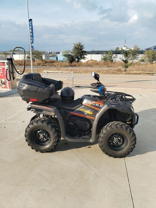 Vând ATV GOES 400 T3B