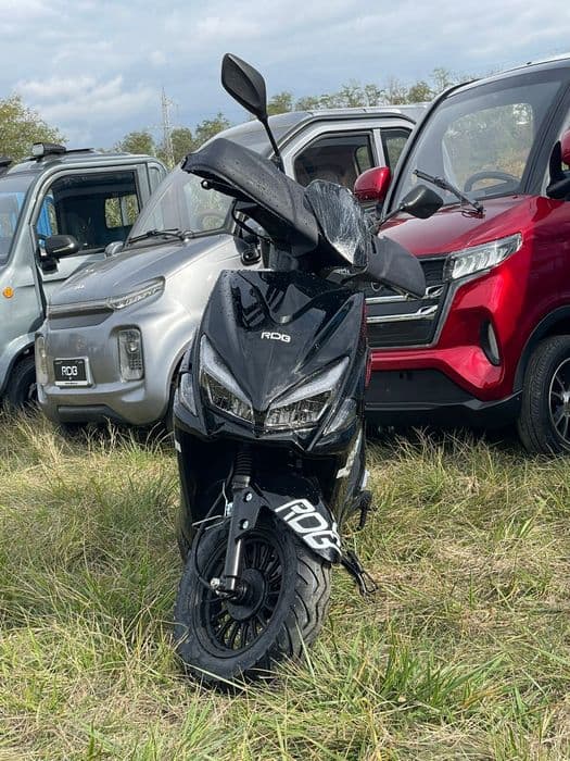 Scuter pe benzina, fără permis