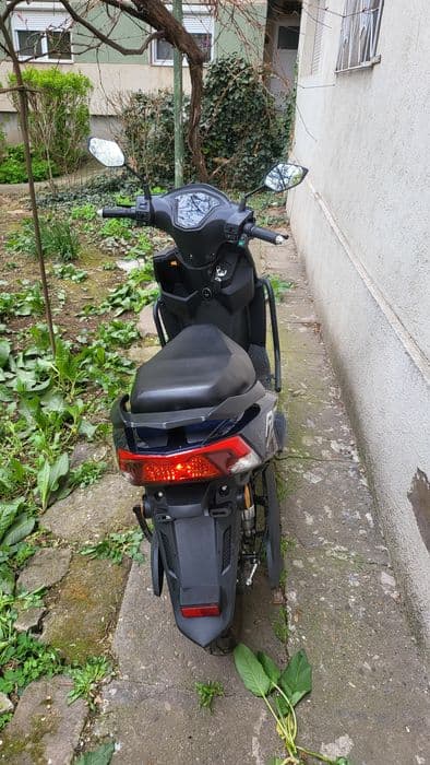 Scuter electric fara permis