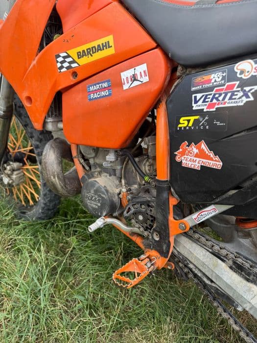 Vand full cross ktm 250 sx din anul 2008 (nu porneste din cauza carb)