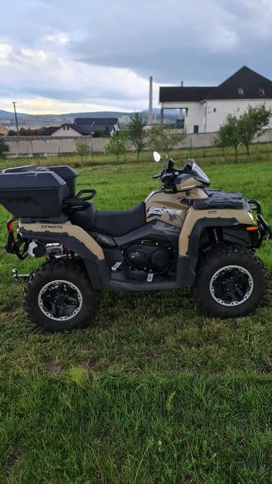 CF MOTO CFORCE 1000 Overland