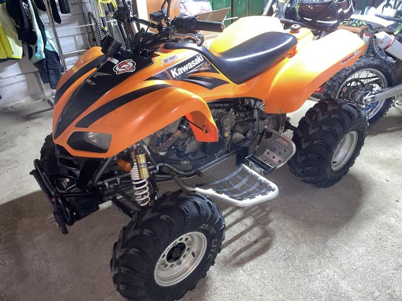 Kawasaki Kfx 700 Quad-Atv,Vand-Schimb cu Auto,Moto