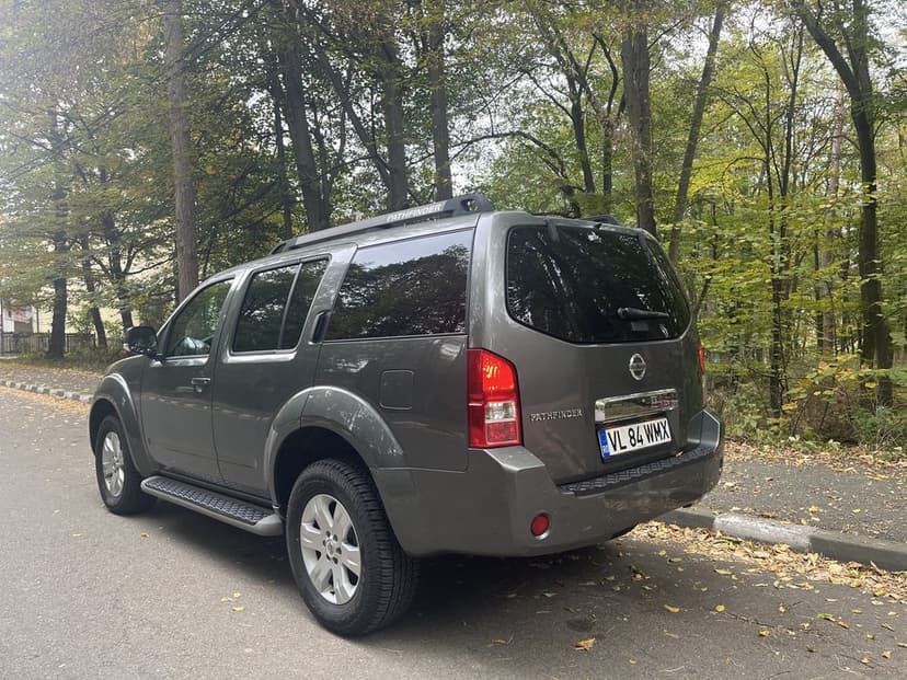 Nissan Pathfinder  R51  2.5TDI, 2009,  7 locuri, fără rugină
