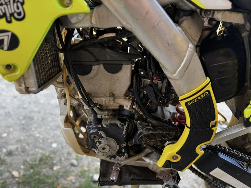 Suzuki rmz 250 2015 (sxf exc yzf kxf crf)