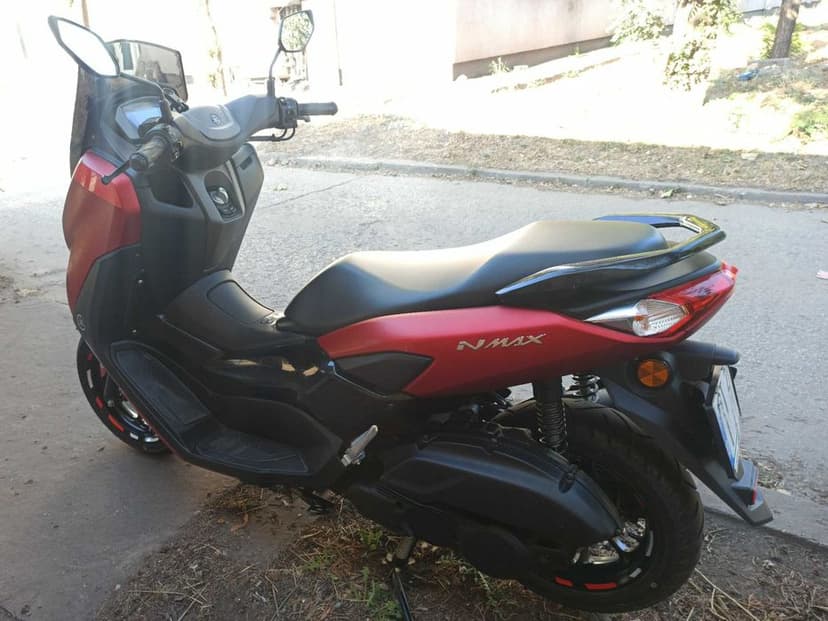 YAMAHA NMAX 125 cc – 2021  6300 Km Cat. B