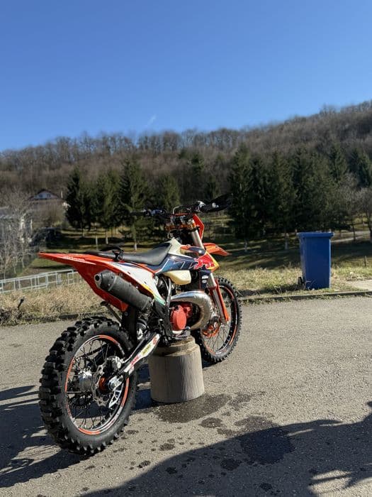 Vând ktm 300 exc 2022 impecabil /cu acte (huqvarna gazgaz beta sherco)