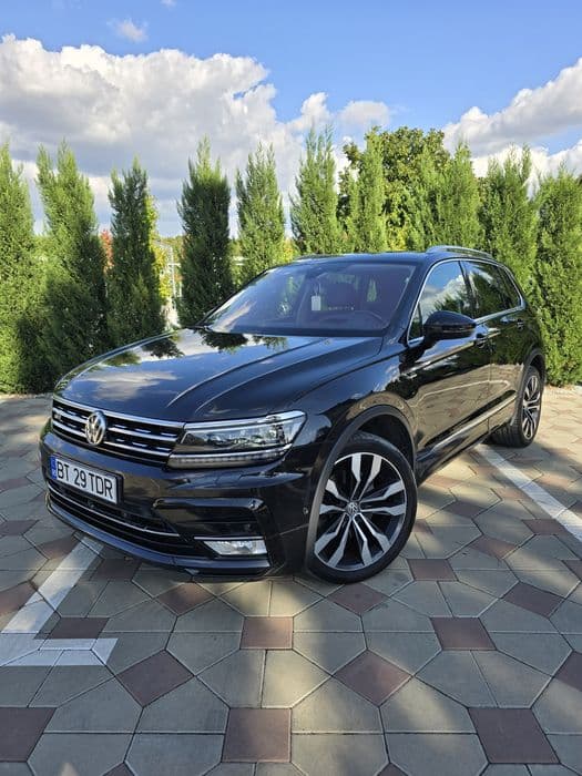 VW Tiguan R-Line 4Motion