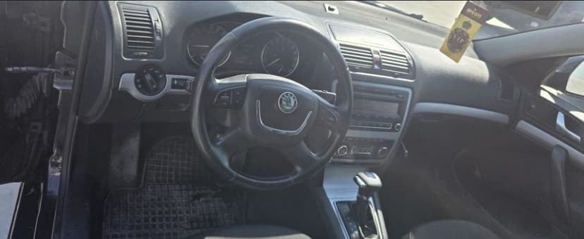 Skoda Octavia 2 2010 DSG ( cutie defecta)