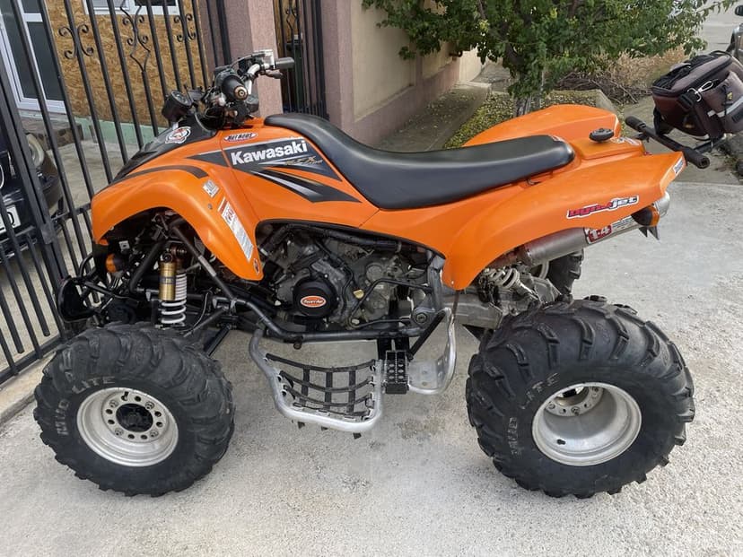 Kawasaki Kfx 700 Quad-Atv,Vand-Schimb cu Auto,Moto