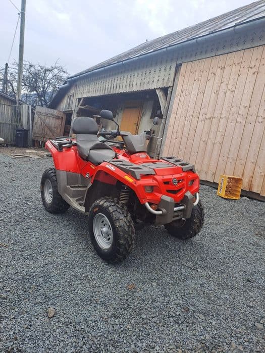 Vând atv can-am 400
