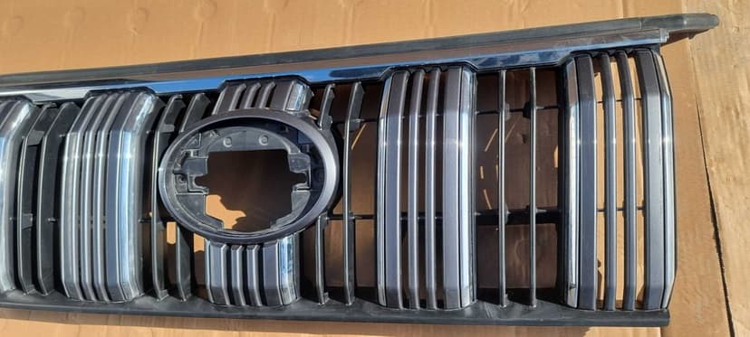 Grila radiator Toyota Land Cruiser Prado J150 Facelift 2018 - 2021