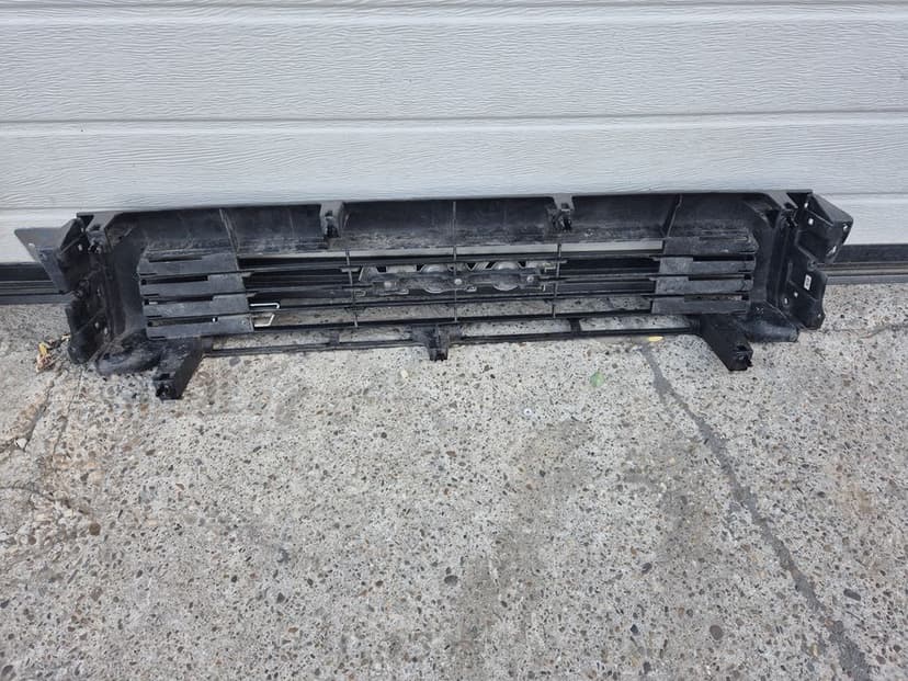 Grilă Radiatoare Față Toyota 4Runner 1989-1992.