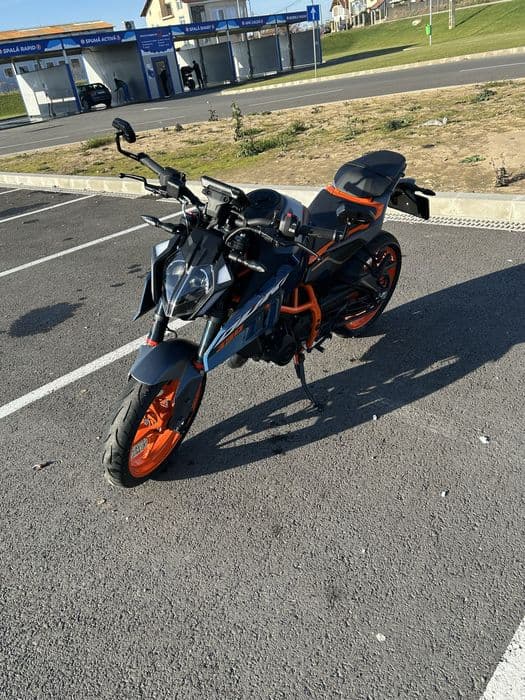 KTM Duke 390 2024