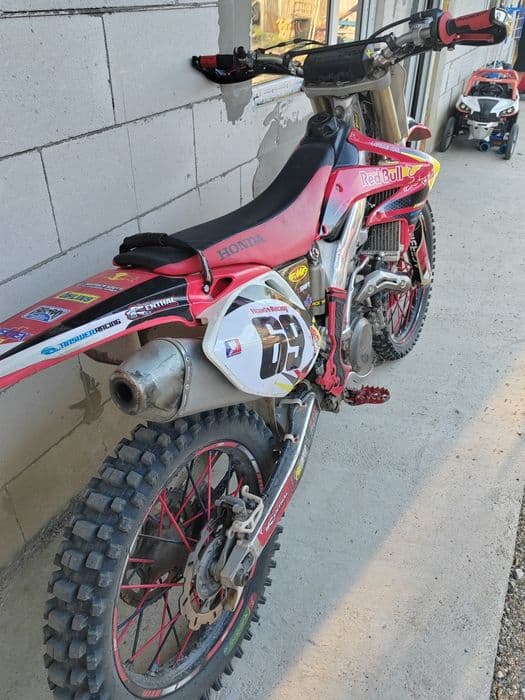 Honda CRF  450  vând sau schimb