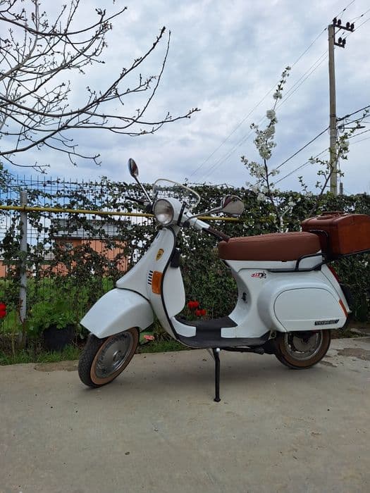 Vand,schimb cu motocicleta ,Vespa PK 50 pregatita de sezon