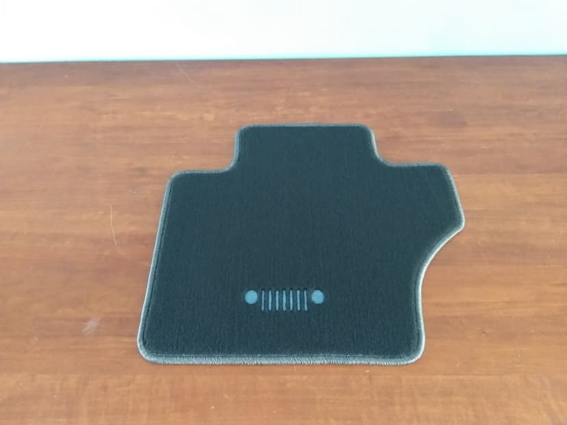 Covorase auto din mocheta dedicate JEEP WRANGLER