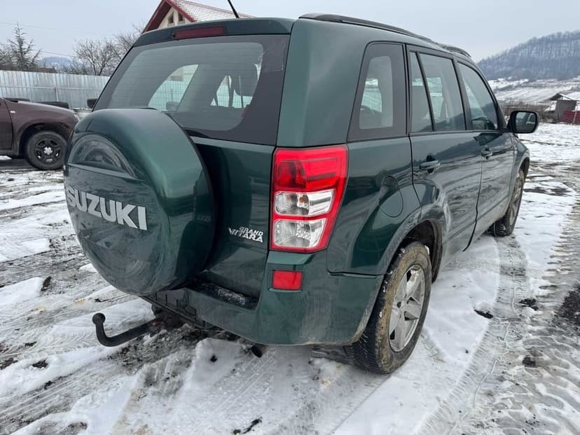 Dezmembrari Dezmembrez Piese piesa Dez Suzuki Grand Vitara 1,9 ddis e4