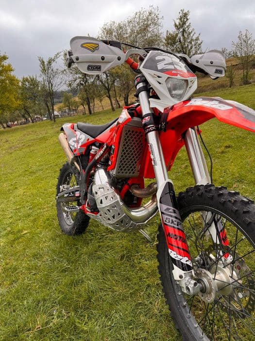 Vând BETA XTRAINER  300  an 2019