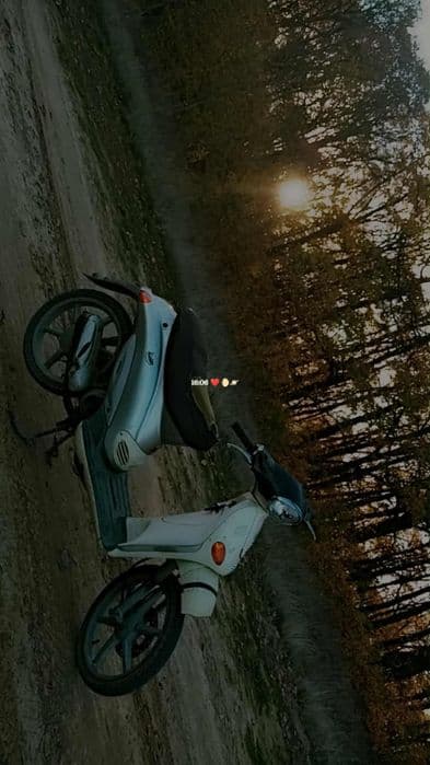 Vând sau schimb scuter Piaggio Liberty 50