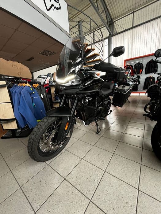 CFmoto 800 mt explorer