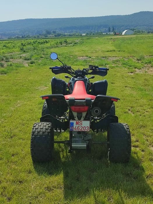 Se vinde ATV  Suzuki ltz400