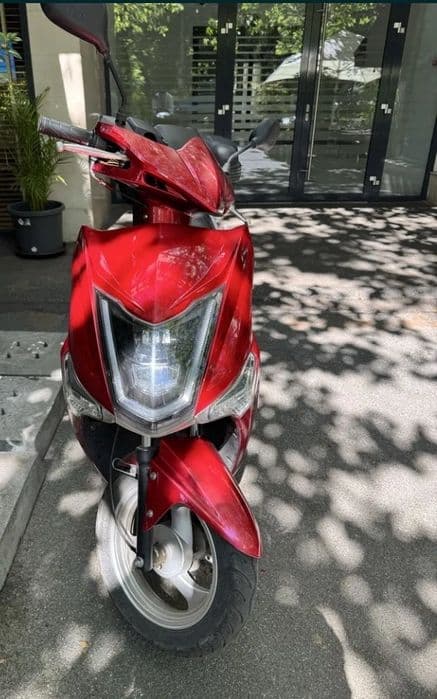 Scuter ReVolt Rs5 - 49 cc (fabricat 2022)