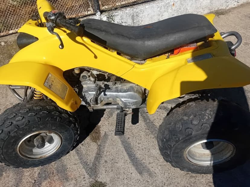 Vând atv 150 cm .