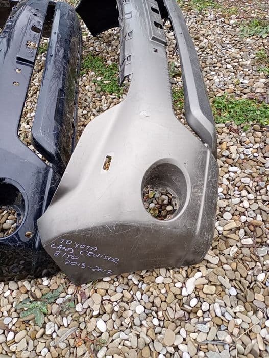 Bara fata Toyota Land Cruiser J150 an 2013-2018