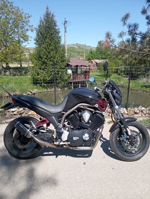 Vând sau schimb supermoto sau comuniste