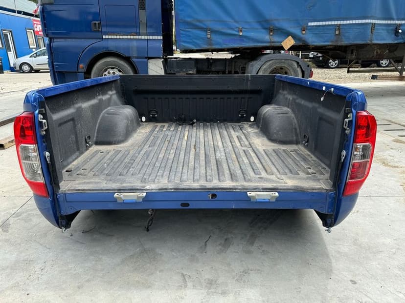 Bena Nissan Navara D23 2015-2024