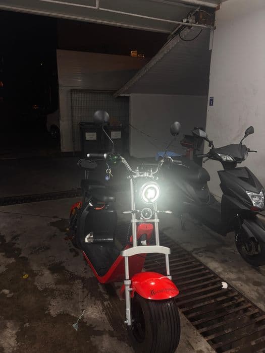 Scuter/moped electric 1500w baterie 20ah